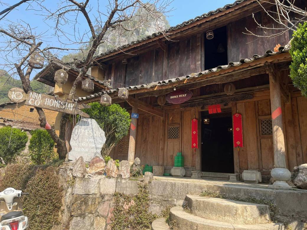 The ancient 1925 homestay in Dong Van Town